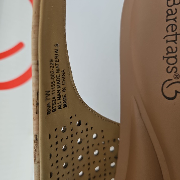 NWT Baretraps Women's Sport Slide Sandals - Picture 6 of 9